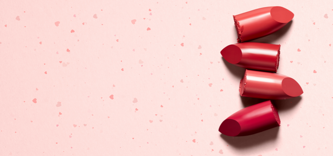 Izberi svoj odtenek
Šminka, ki naredi razliko
 Popolna nega in barva za tvoje ustnice